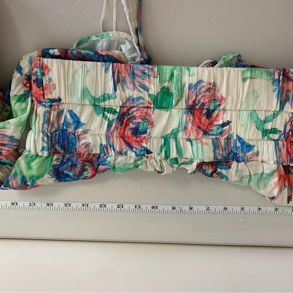 By Anthropologie Floral Plunging Neckline Long  Sleeve Crop Top Size XS - Picture 9 of 12